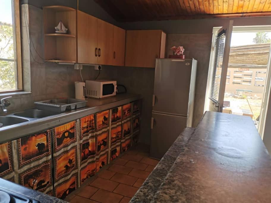 Skippers Backpackers Cc Walvis Bay Exterior foto