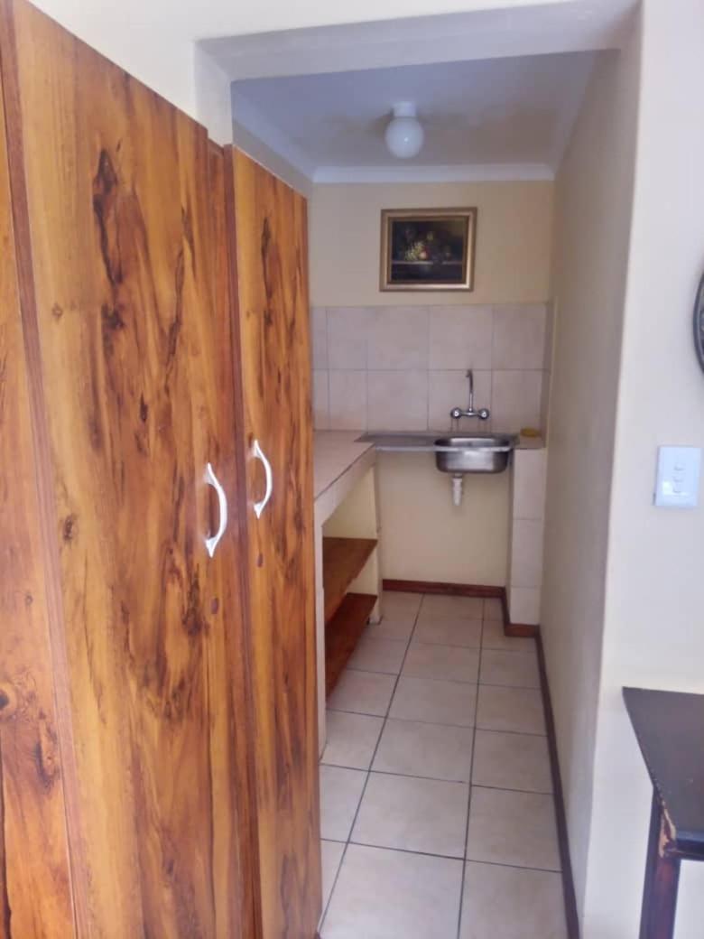 Skippers Backpackers Cc Walvis Bay Exterior foto